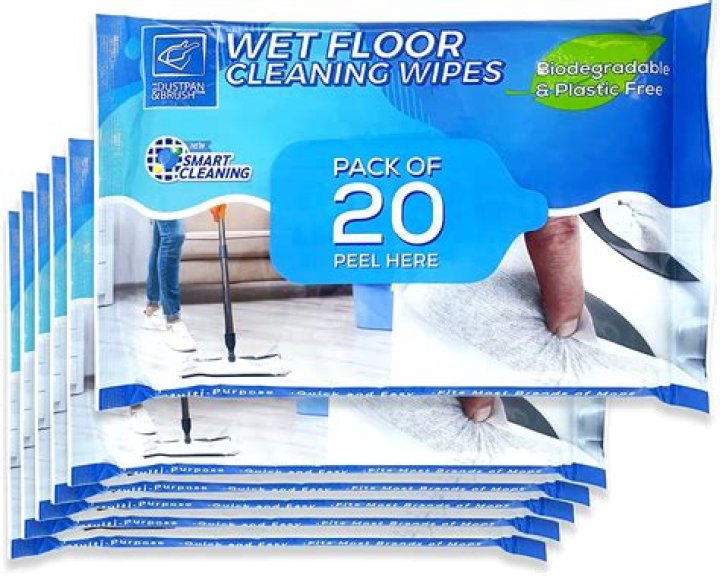 Are Floor wipes safe for dogs?