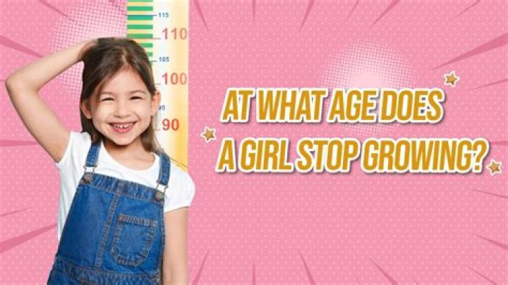 At what age does a girl start getting pubic hair?