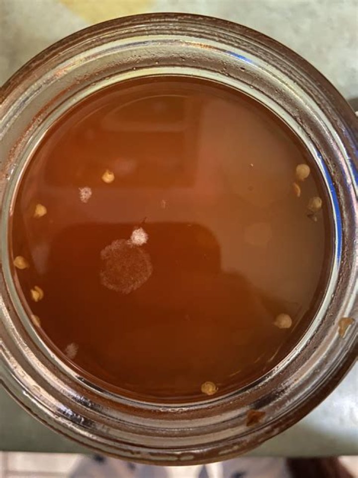 Can honey grow mold?