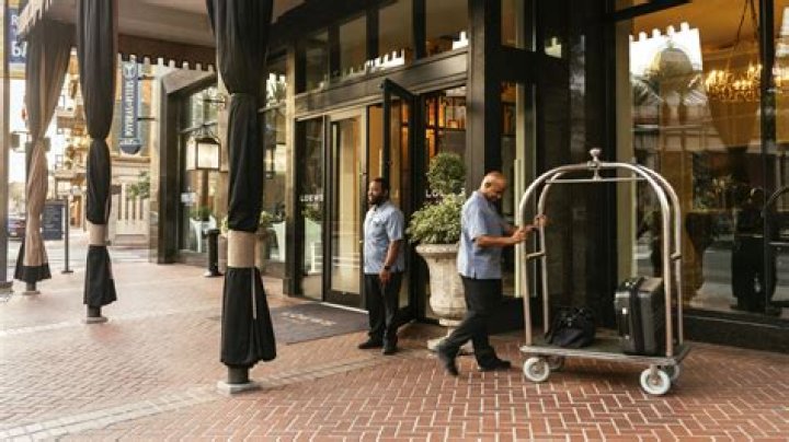 Can hotel staff enter room without permission?