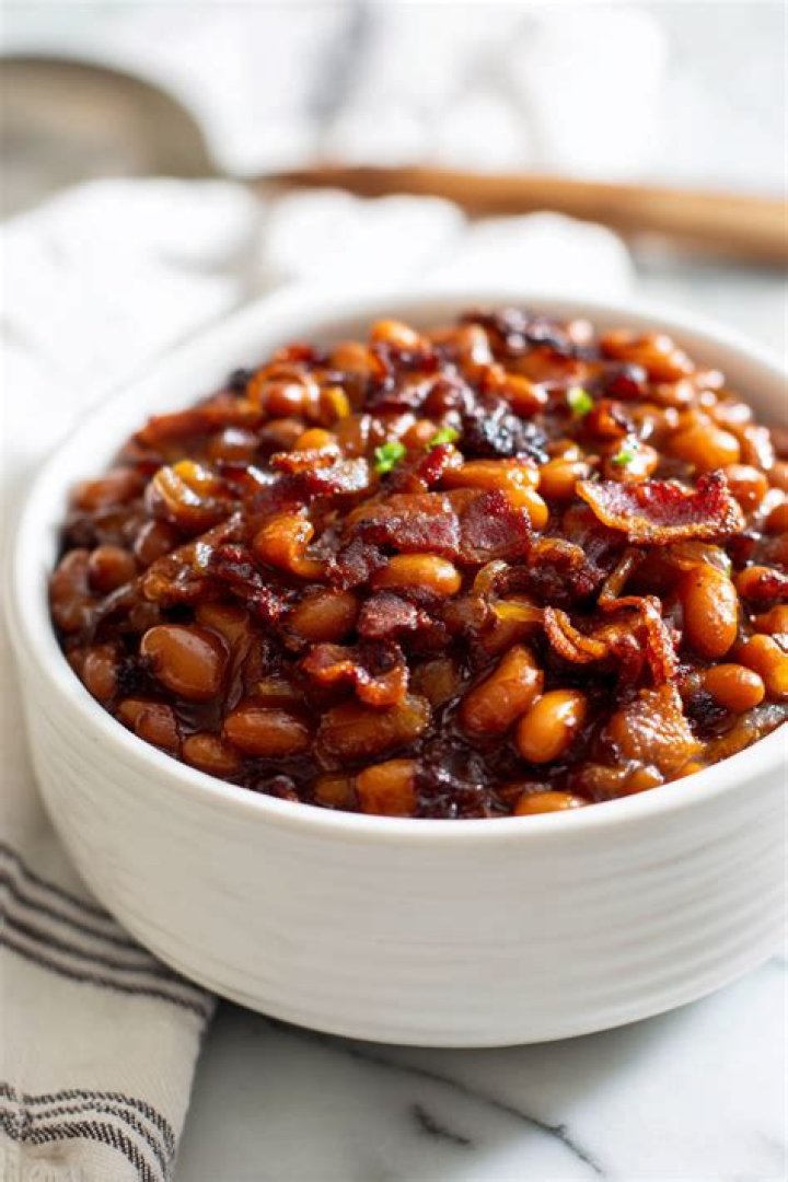 Can I eat baked beans with a stoma?