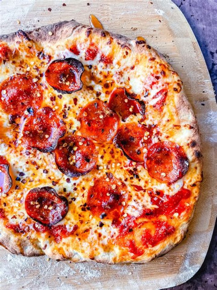 Can I have pepperoni pizza while pregnant?