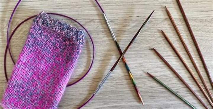 Can I use straight needles instead of double pointed needles?
