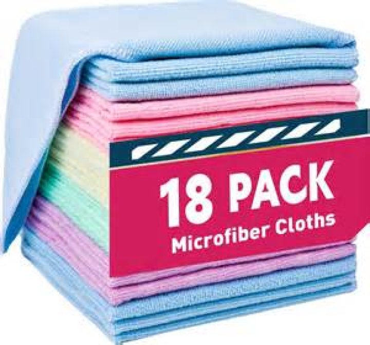 Can microfiber pick up bacteria?