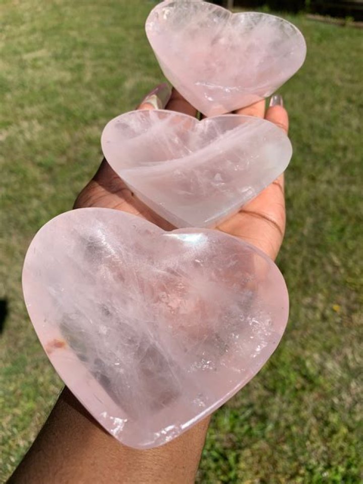 Can rose quartz go in salt?