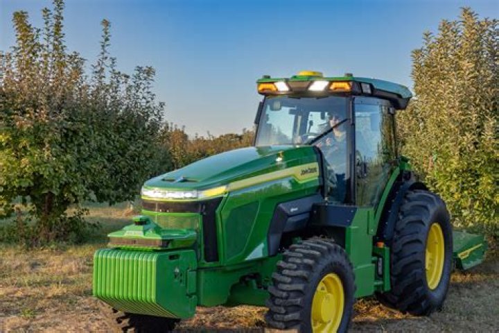 Can tractors be electric?