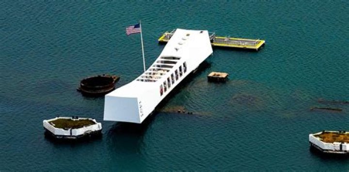 Can you dive Pearl Harbor?