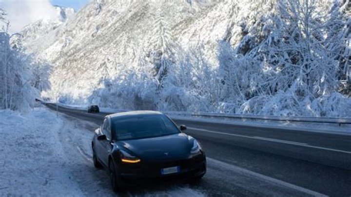 Can you drive Tesla in snow?