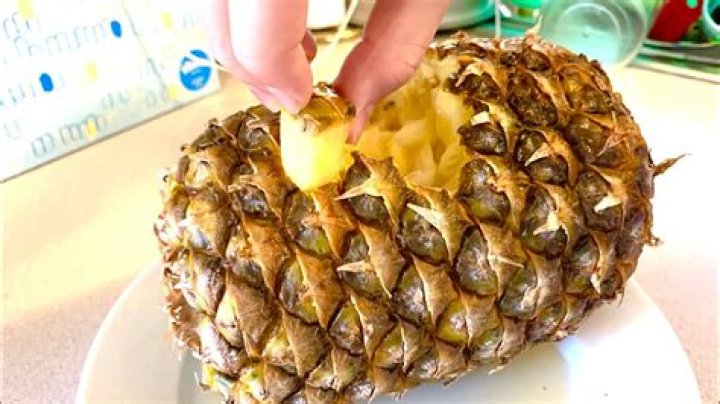Can you eat pineapple skin?