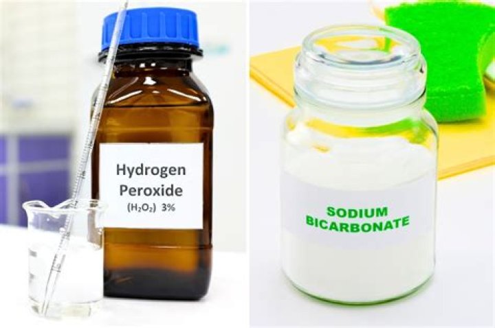 Can you mix hydrogen peroxide baking soda and vinegar?