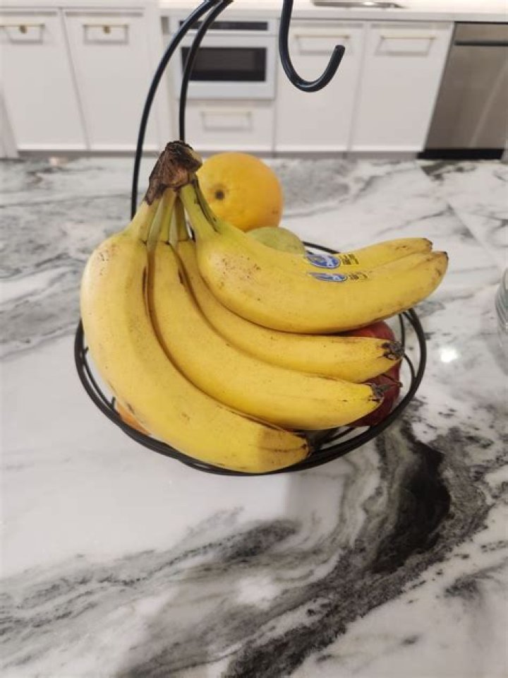 Do bananas help calm nerves?