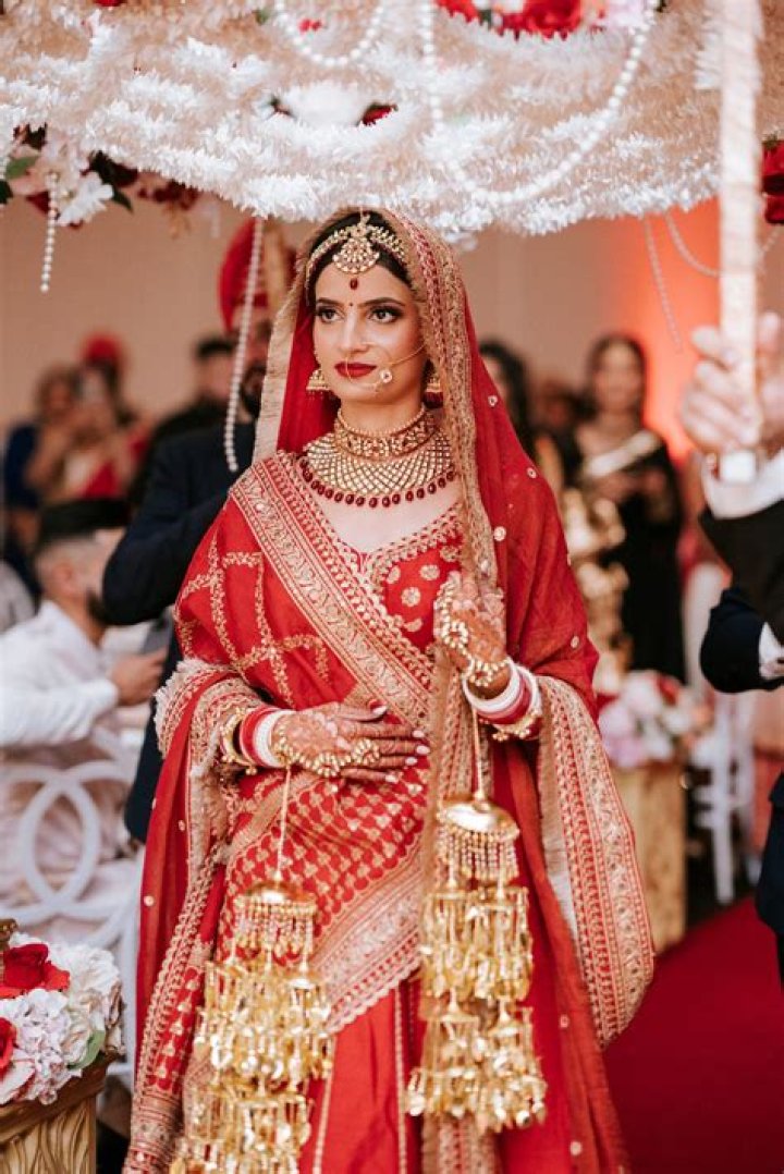 Do brides wear stockings?
