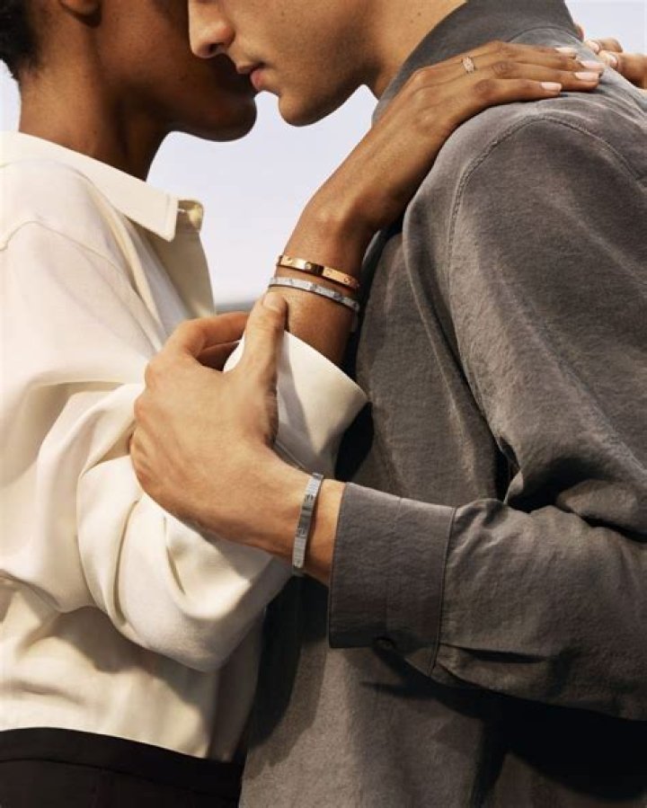 Do Cartier love bracelets lose value?