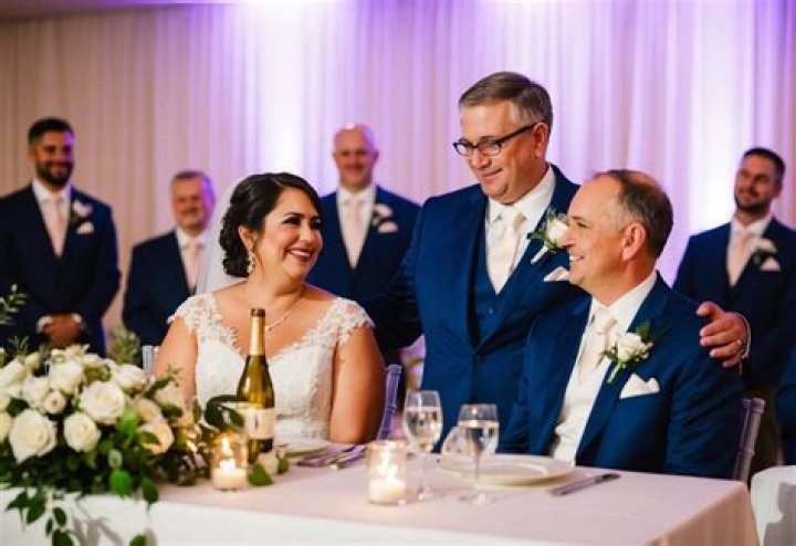 Do groom's parents speak at the wedding?