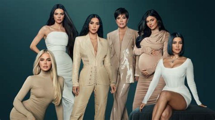 Do the Kardashians still live in Calabasas?