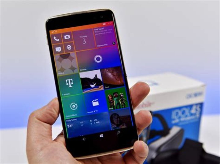 Do Windows phones still exist?