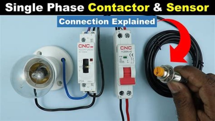 Does a contactor need a neutral?
