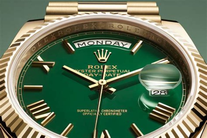 Does a real Rolex have a green sticker on the back?