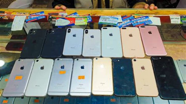 Does Apple sell refurbished iPhones in India?
