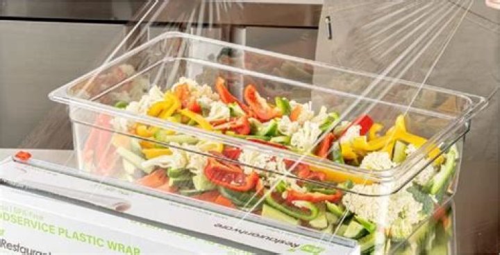 Does plastic wrap melt in the microwave?