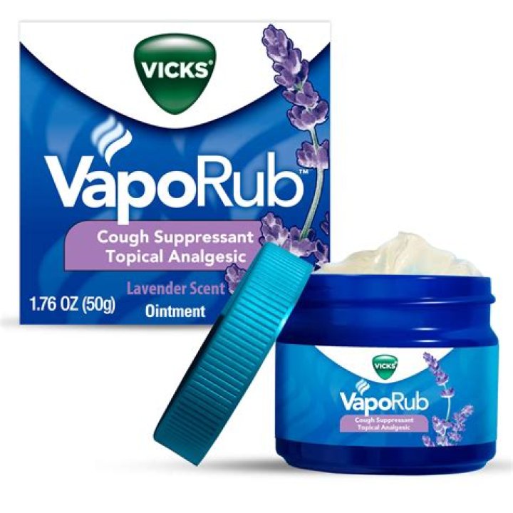 Does Vicks Vapor Rub help break up mucus?