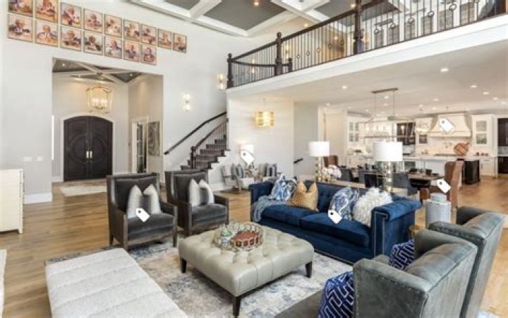 How can I make my home beautiful without money?