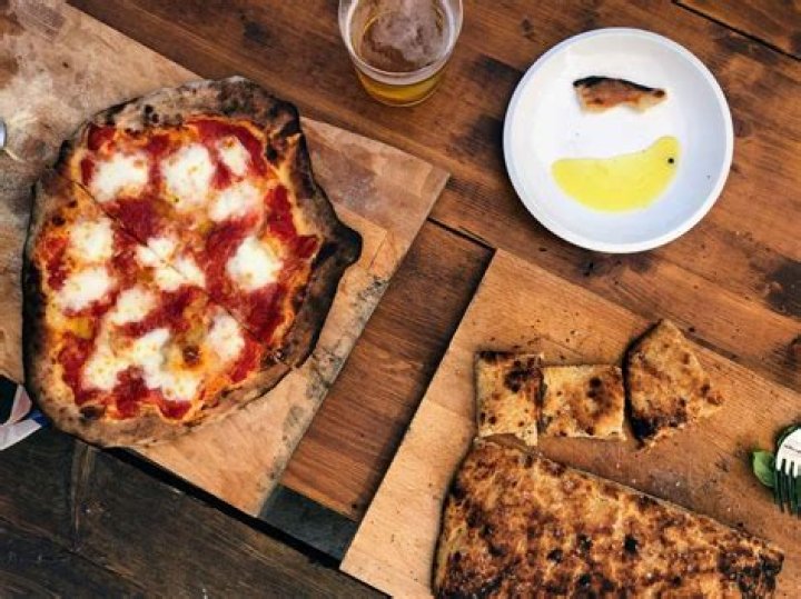 How do Italians eat?
