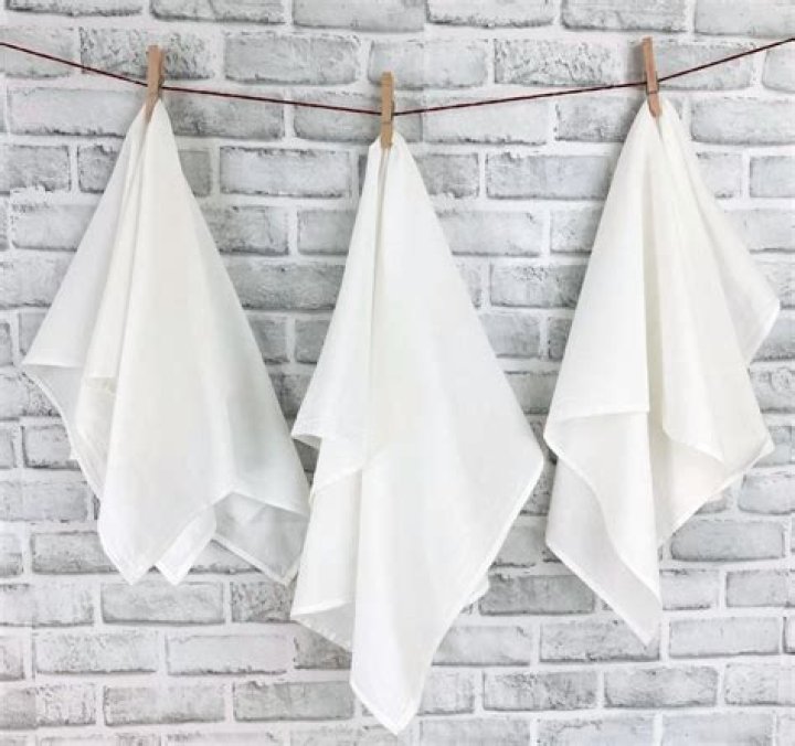 How do you keep flour sack towels white?