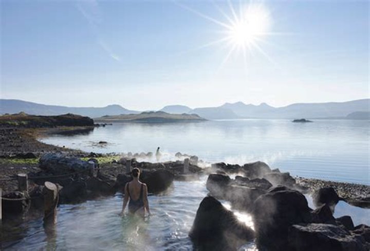 How does Iceland have hot springs?