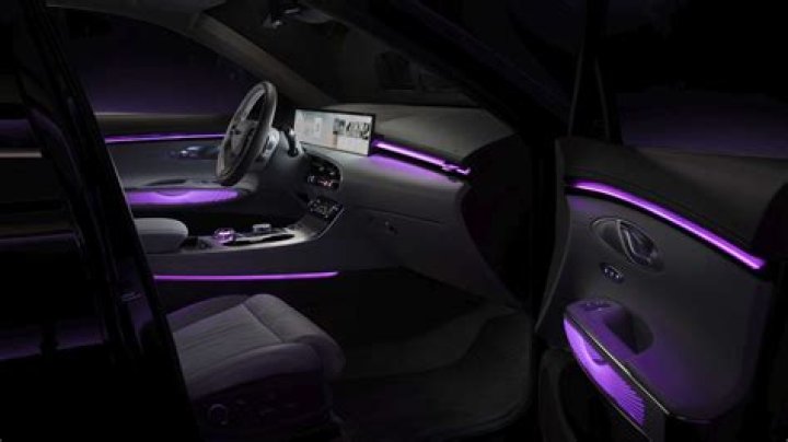 How long can Tesla lights stay on?