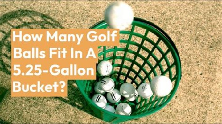How many golf balls can a pro golfer have in his bag?