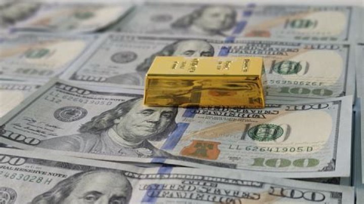 How much do you lose when selling gold coins?