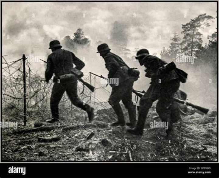 How old are SAS soldiers?