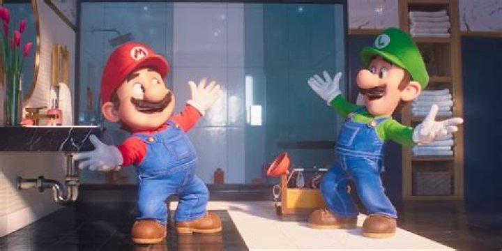 How old is Luigi height?