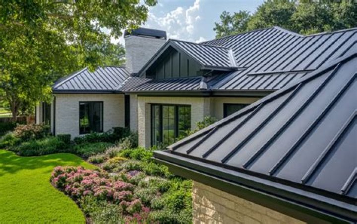 Is a metal roof better than shingles in Florida?