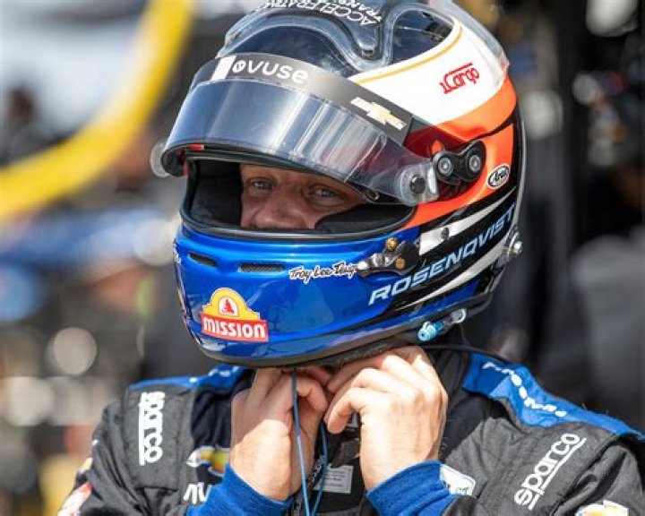 Is Alexander Rossi related to Valentino Rossi?