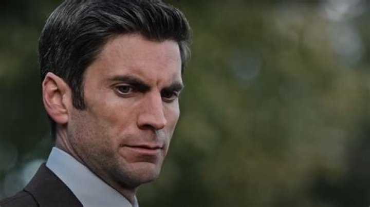 Is Garrett Randall Jamie Dutton's father?