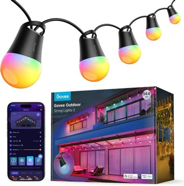 Is it better to leave outdoor lights on or off at night?