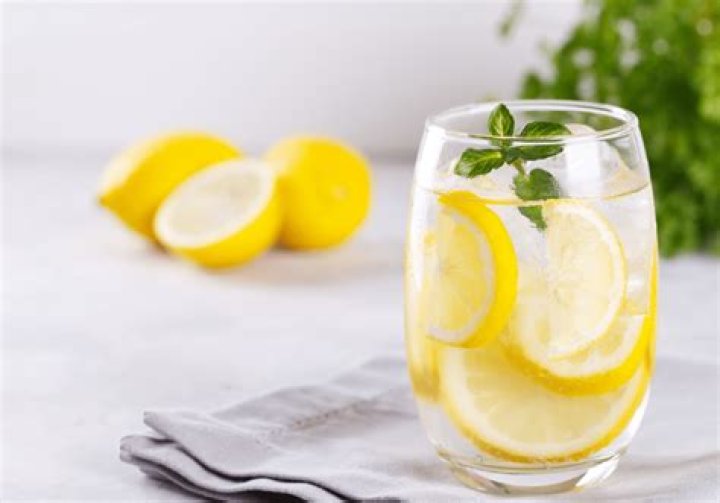 Is lemon water good for edema?