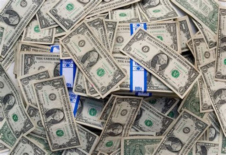 Is photo money illegal?