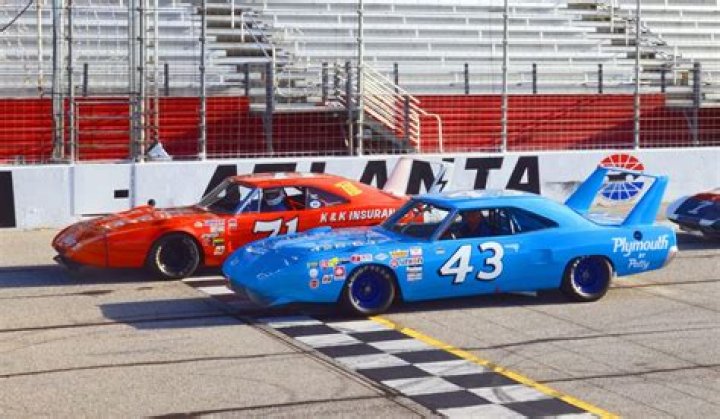 Is there a NASCAR racing school?