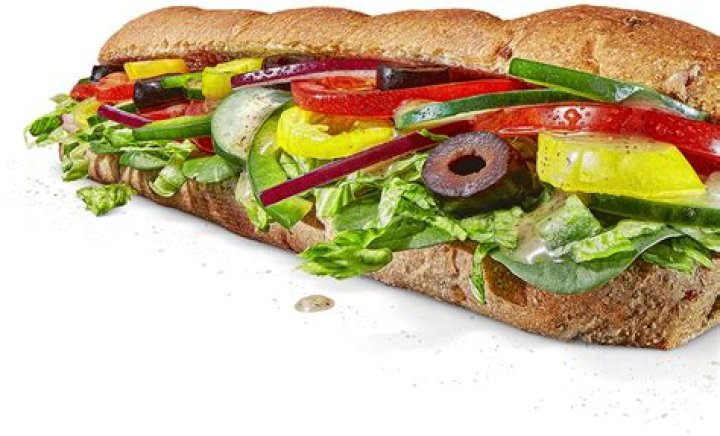 What's in a Subway Veggie Delight?