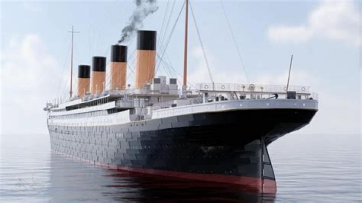 What are 5 interesting facts about the Titanic?