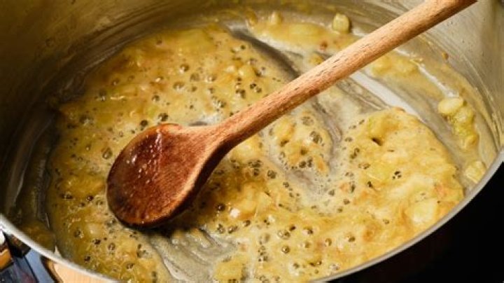 What can I use instead of flour for a roux?