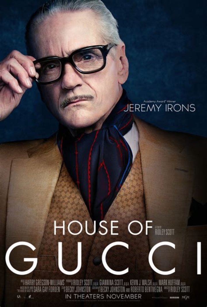 What car is in House of Gucci?