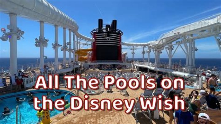 What deck is the pool on on the Disney Magic?