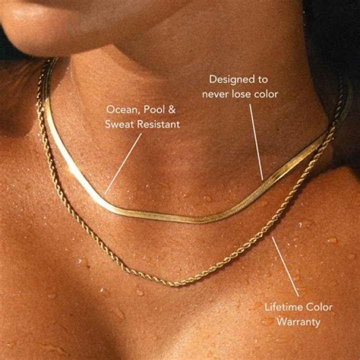 What does KK mean on a gold chain?