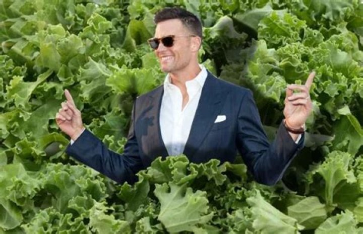 What does Tom Brady eat?