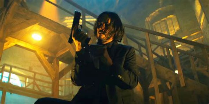 What gun does Keanu Reeves use?