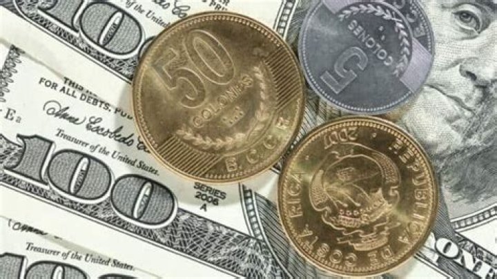 What is best currency to use in Costa Rica?